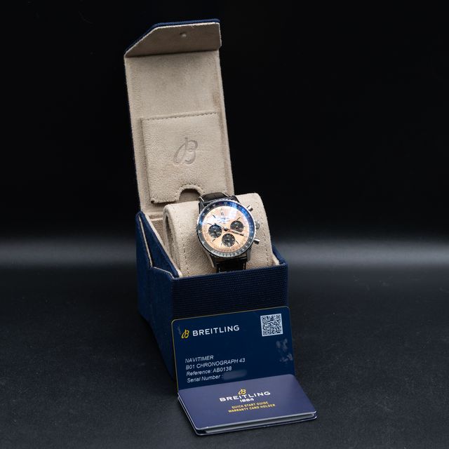 Breitling Navitimer B01 Chronograph 43 AB0138 Image 7